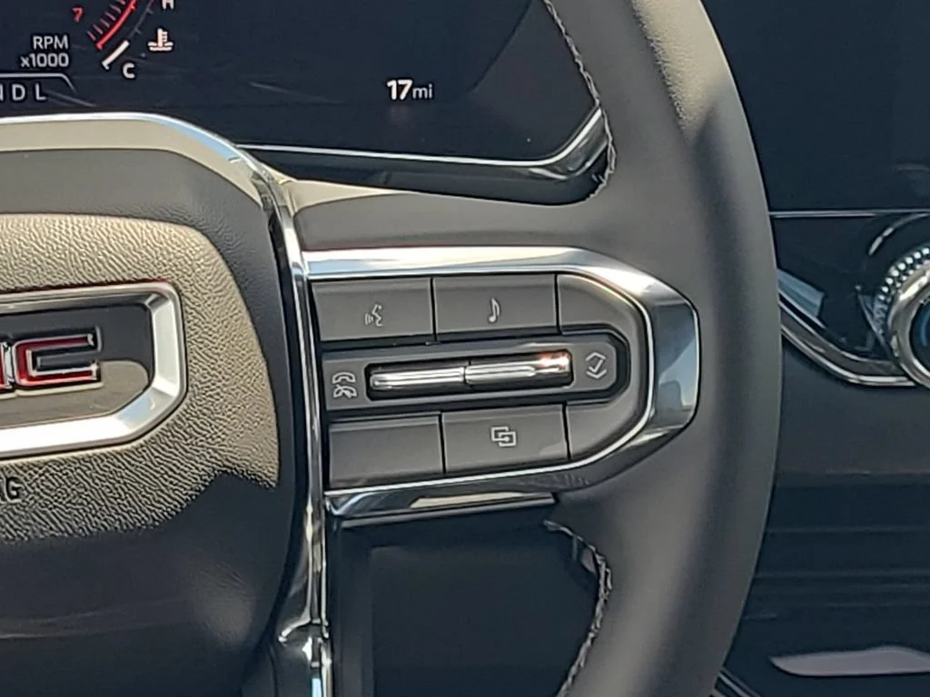 New 2026 Rapids Metallic GMC Elevation image 20