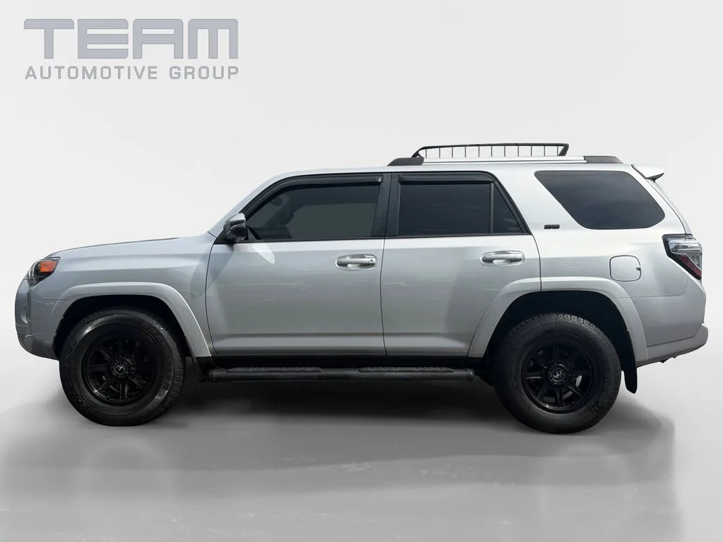 Used 2022 Silver Toyota SR5 Premium image 4