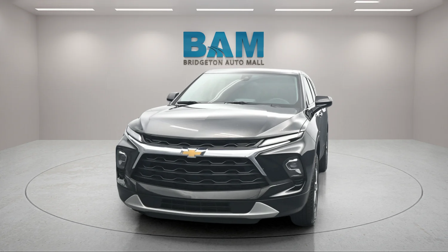 Used 2025 Black Chevrolet LT image 2