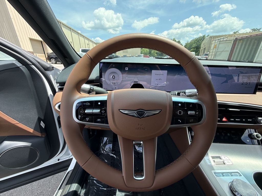 New 2026 White Genesis 2.5T Advanced image 14