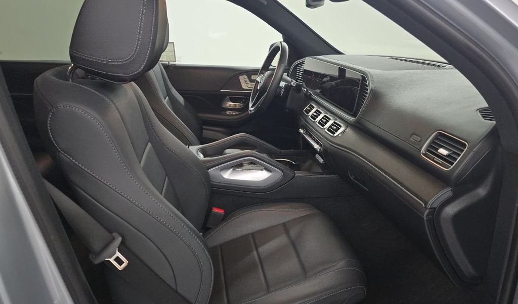Used 2024 Silver Mercedes-Benz GLE 450 image 8