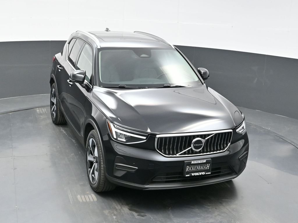 2025 Volvo XC40 Core - Photo 21