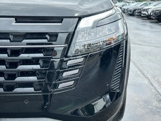 2026 Nissan Pathfinder Platinum - Photo 14