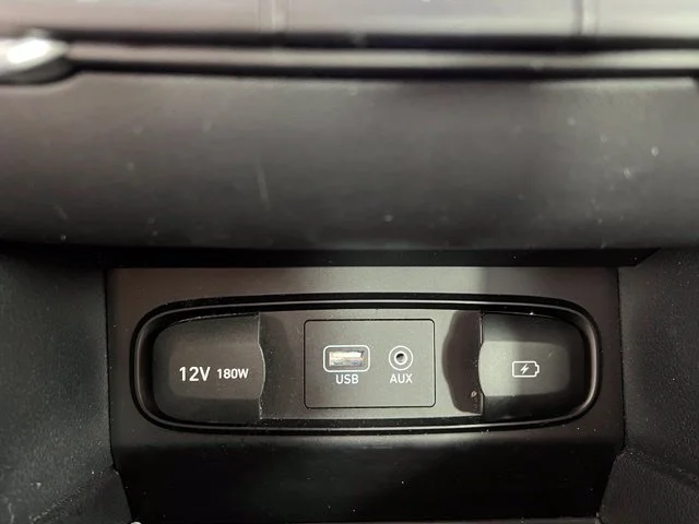 2020 Hyundai Santa Fe SE - Photo 22