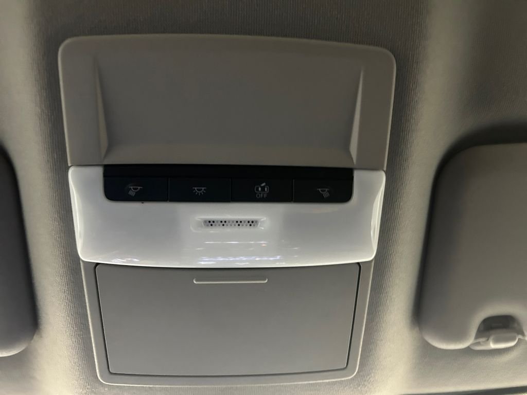 Used 2023 White Nissan SV image 29