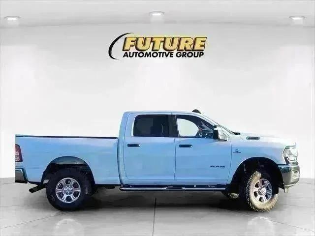 Certified Used 2023 White RAM BIG HORN image 9