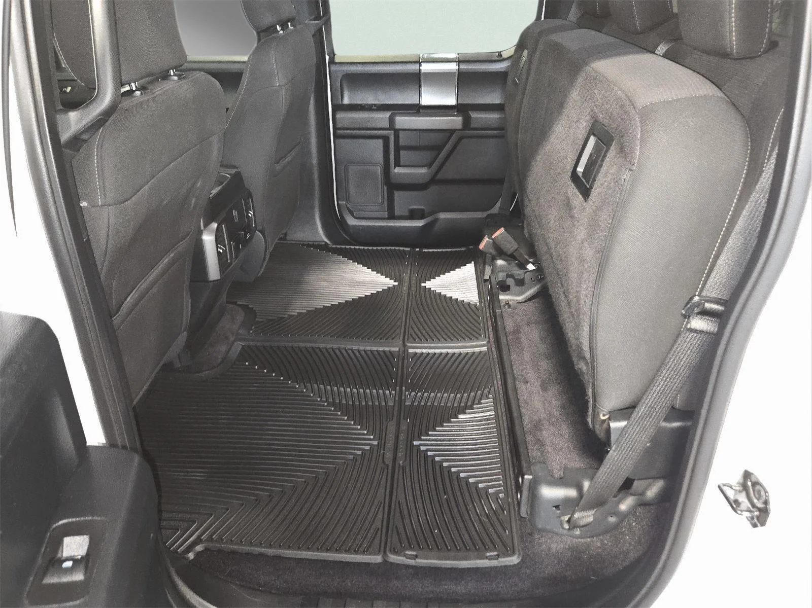Used 2017 Oxford White Ford XLT image 36