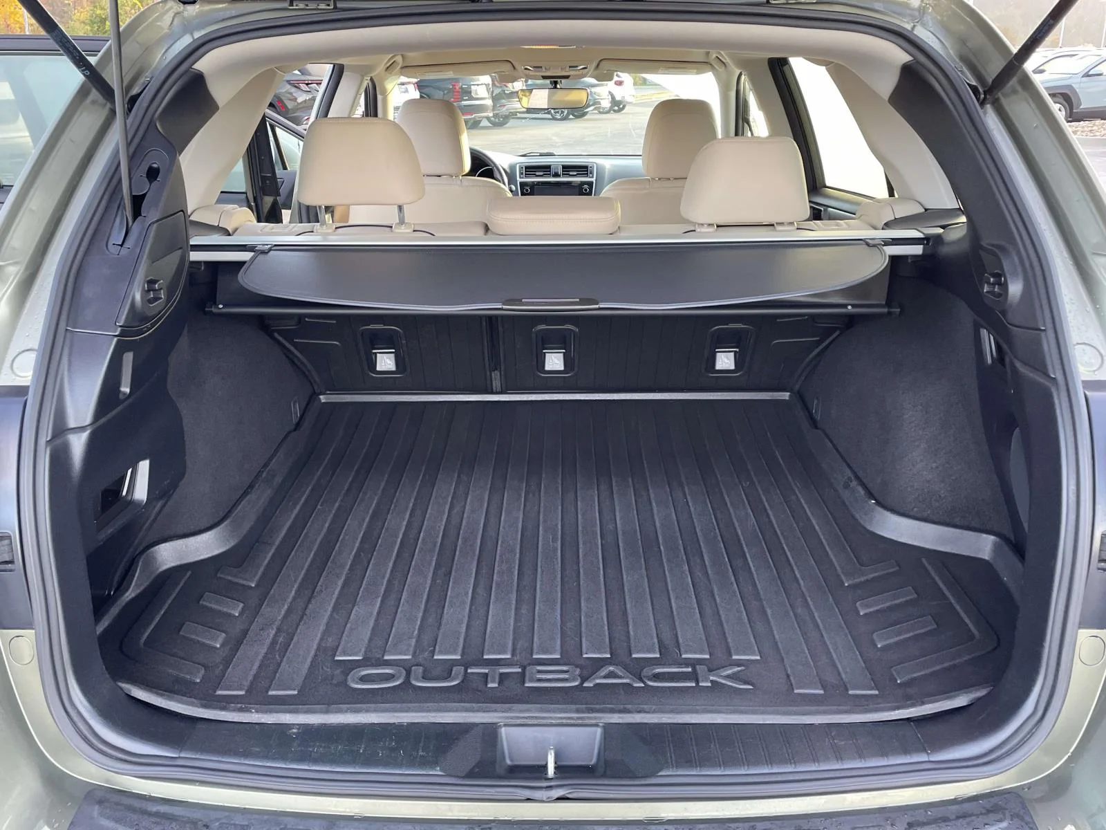 Used 2019 Wilderness Green Metallic Subaru Limited image 31