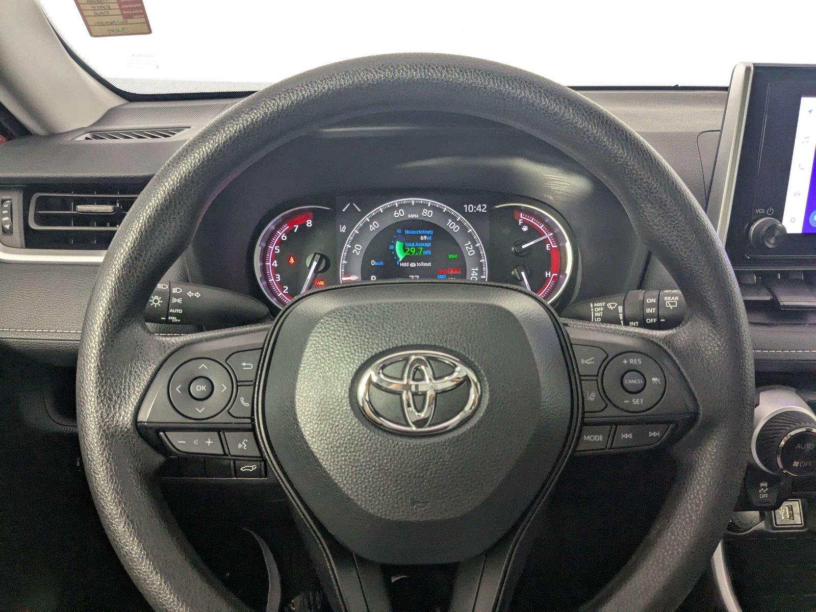 Used 2024 Ruby Flare Pearl Toyota XLE image 17