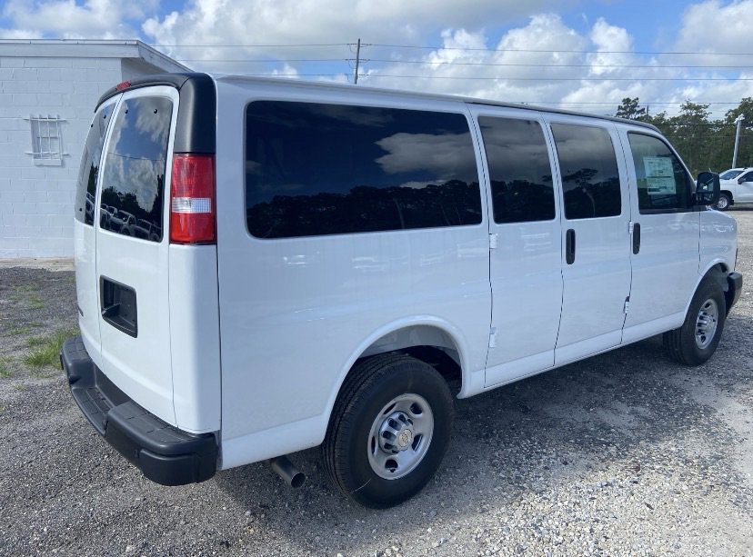 2026 Chevrolet Express Passenger LS - Photo 6