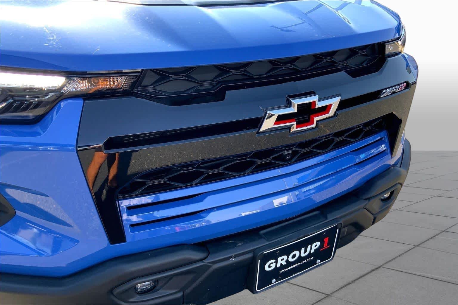 Used 2025 Reef Blue Metallic Chevrolet ZR2 image 30