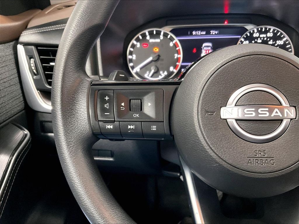 Used 2023 White Nissan SV image 22