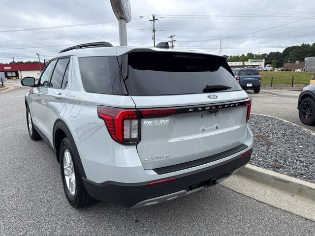 New 2027 Avalanche Gray Ford Active image 9