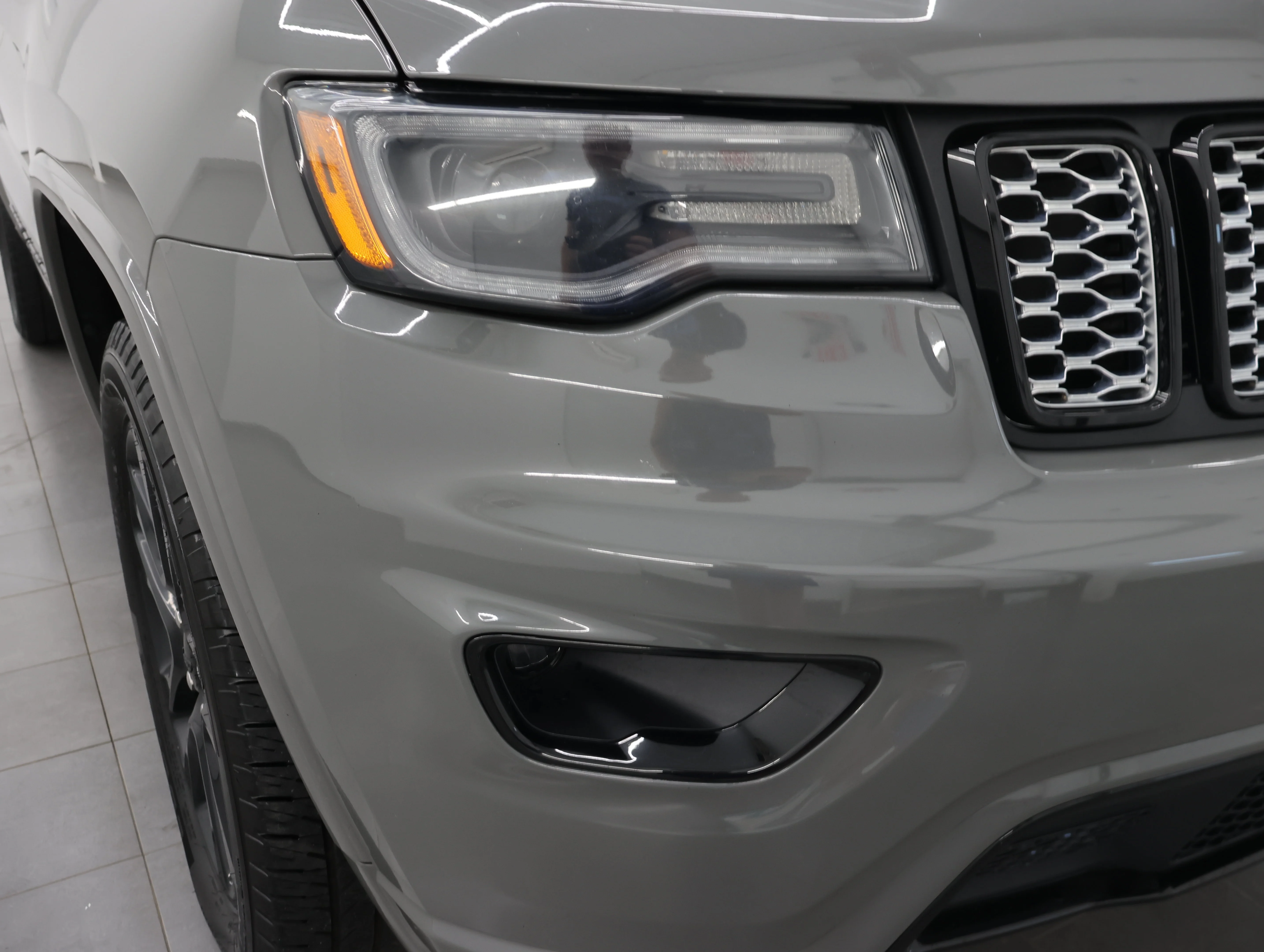 Used 2020 Sting-Gray Clearcoat Jeep Altitude image 22
