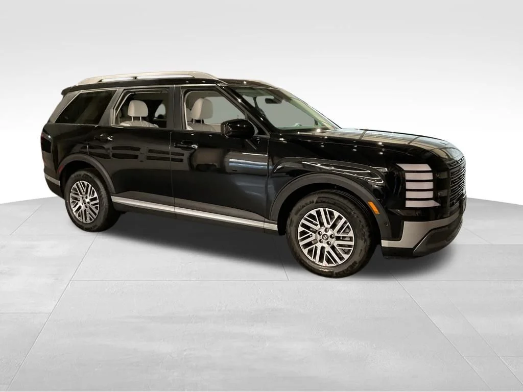 New 2026 Black Hyundai SEL Premium image 2