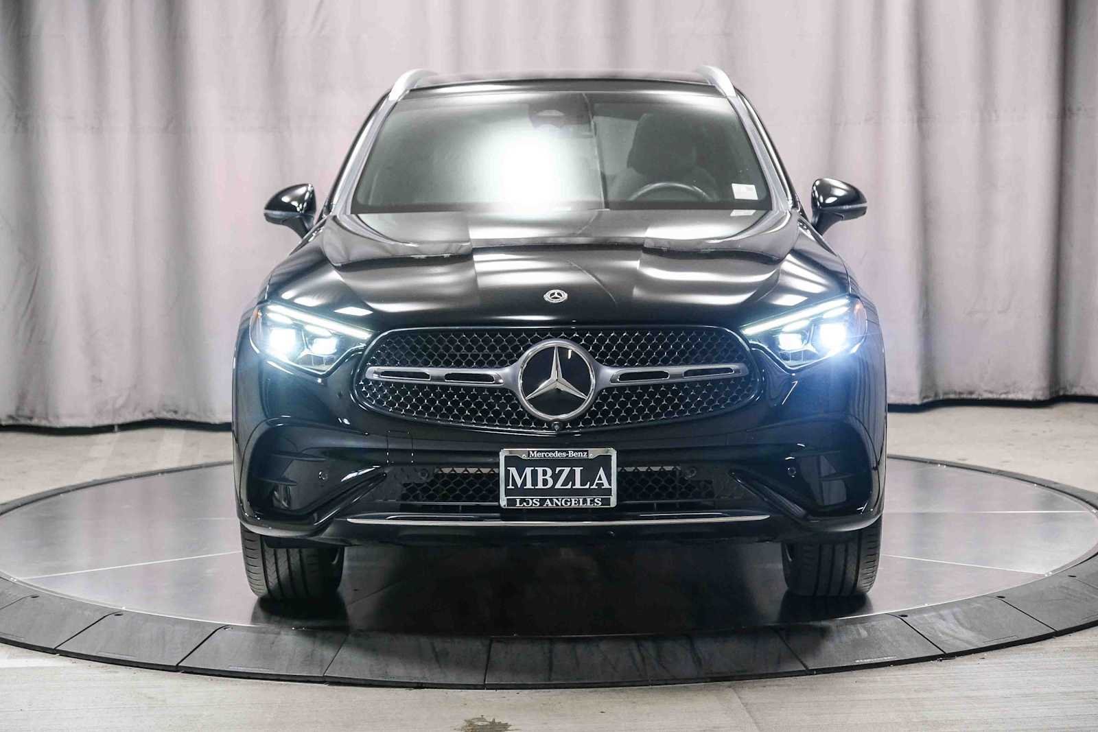 Certified Used 2023 Black Mercedes-Benz GLC 300 image 6