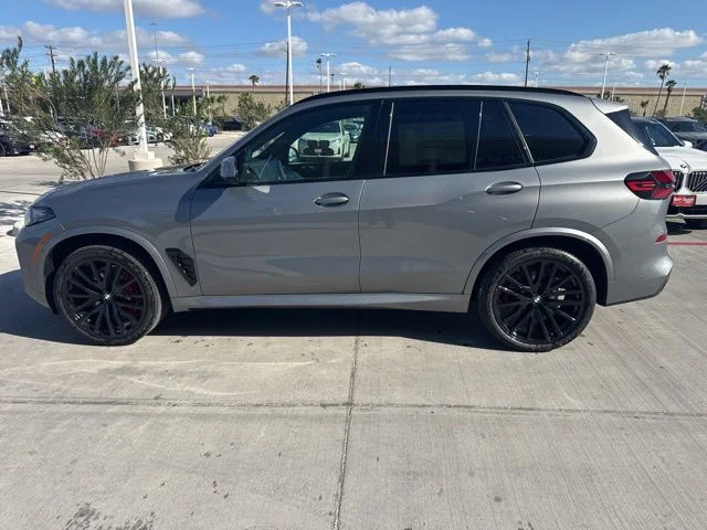 2026 BMW X5 40i - Photo 3