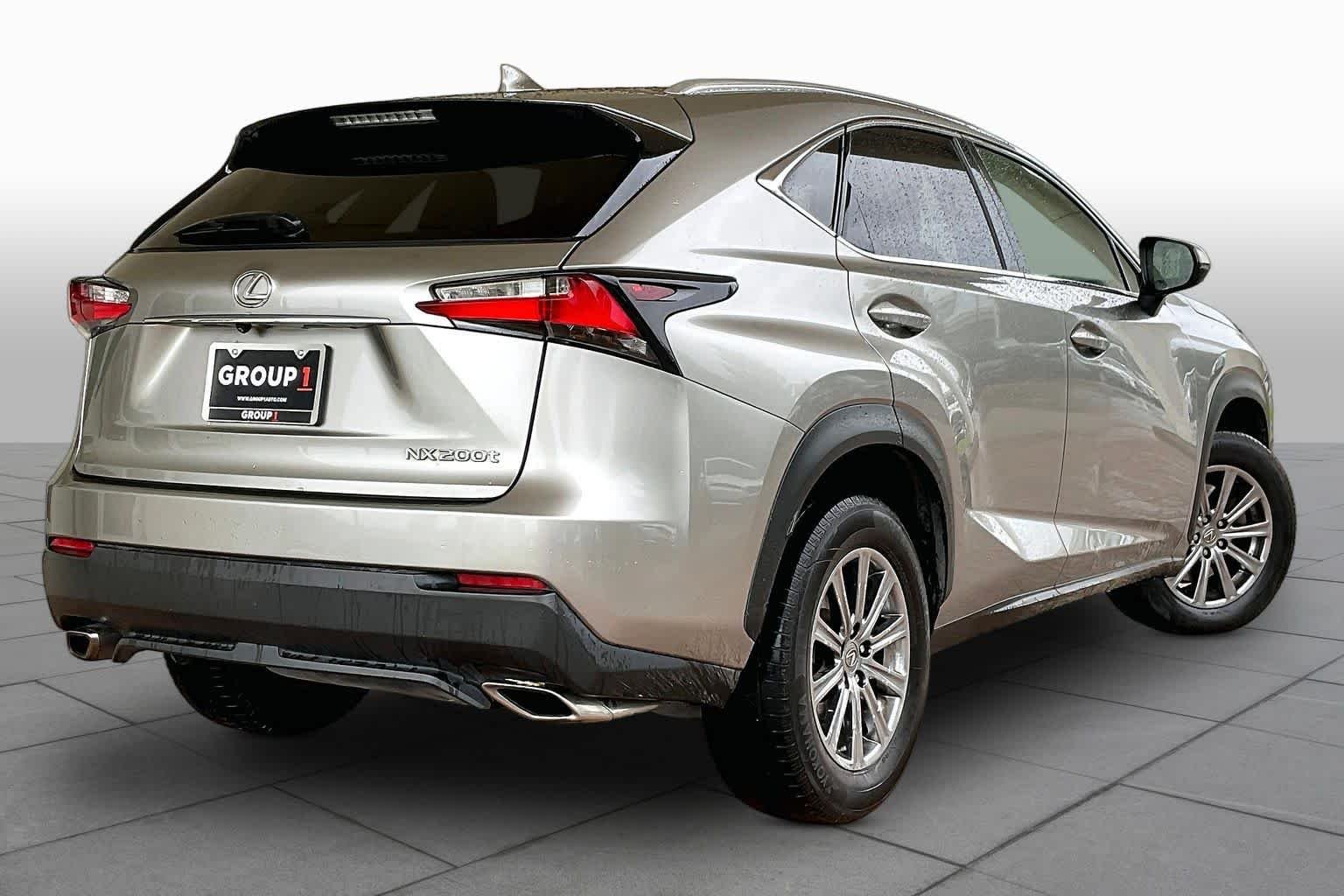 Used 2017 Atomic Silver Lexus  image 11