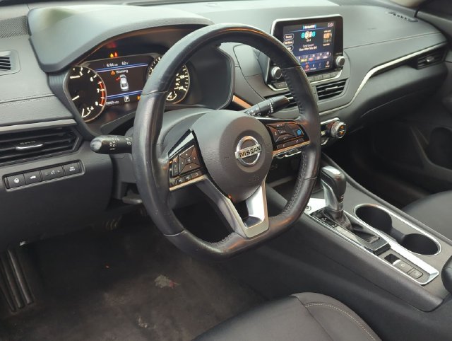 Used 2019 Storm Blue Metallic Nissan 2.5 SV image 2