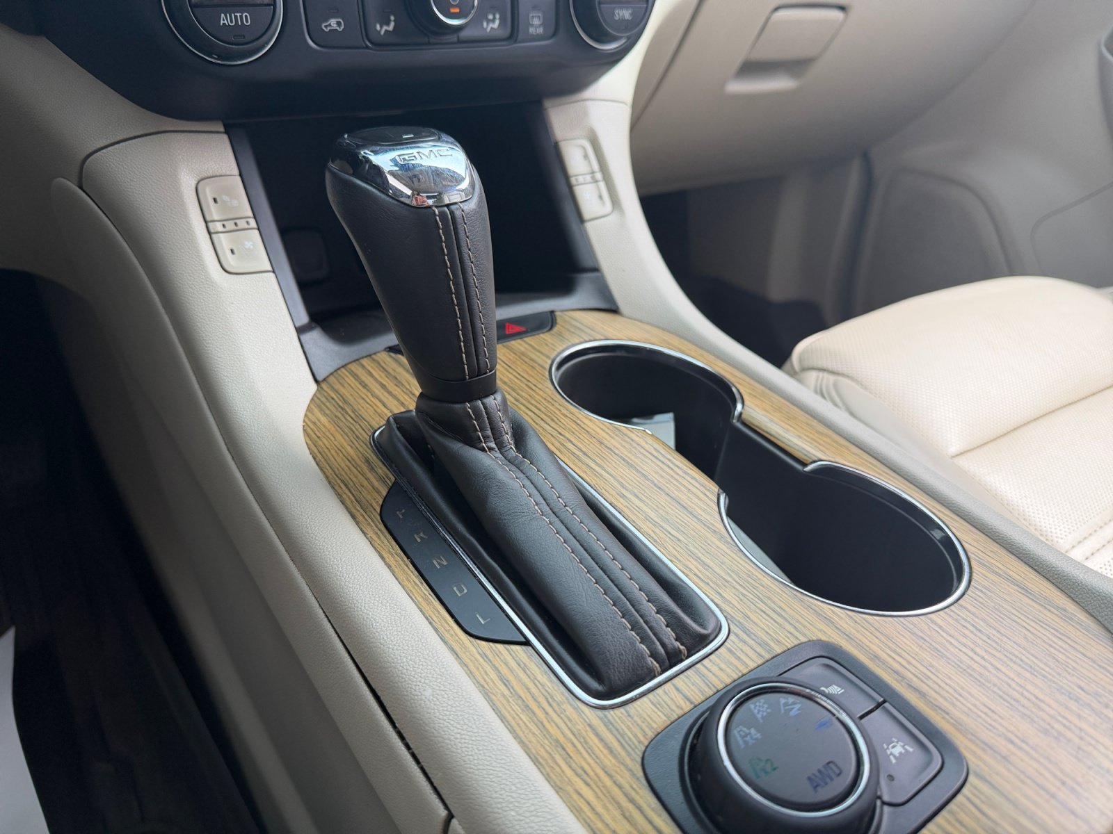 Used 2017 Ebony Twilight Metallic GMC Denali image 23