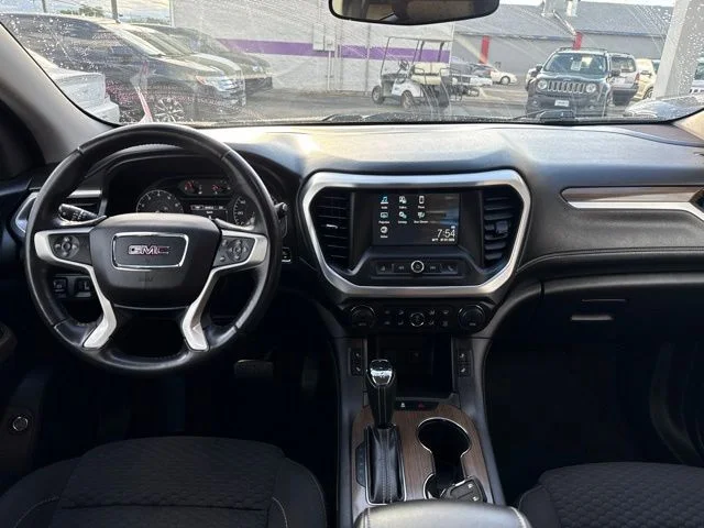 Used 2017 Red GMC SLE-2 image 15
