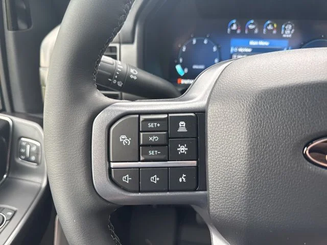 New 2026 Oxford White Ford Lariat® image 23