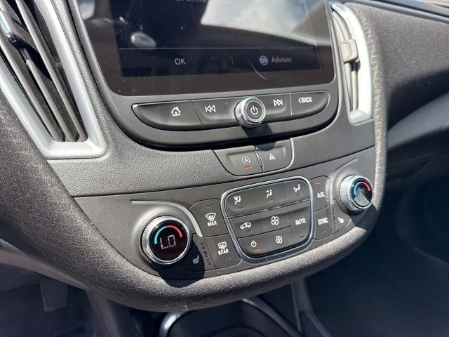 Used 2023 Gray Chevrolet LT image 24