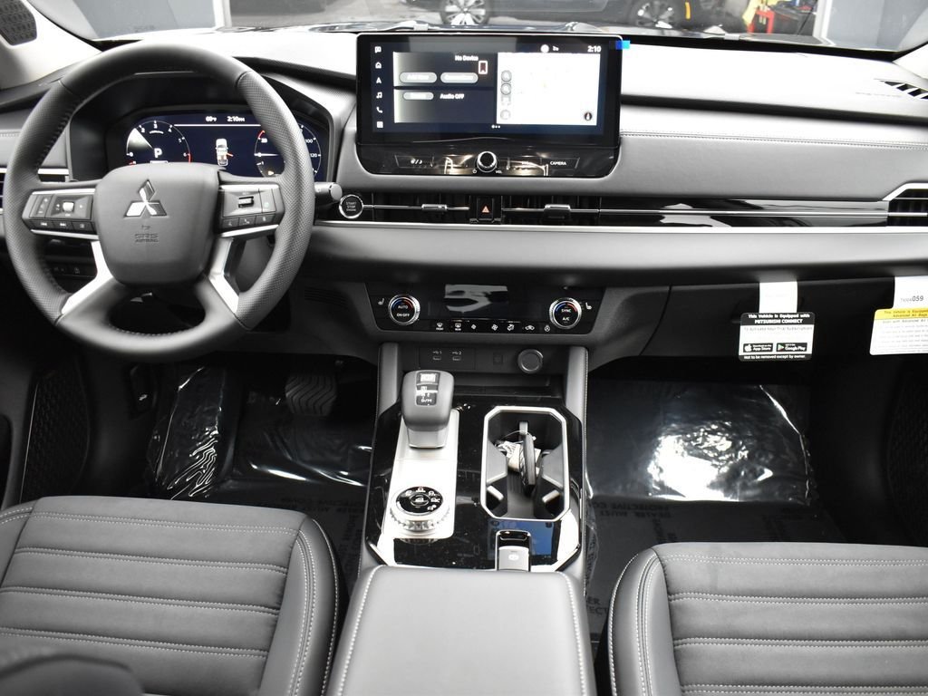 New 2026 Gray Mitsubishi SE image 10