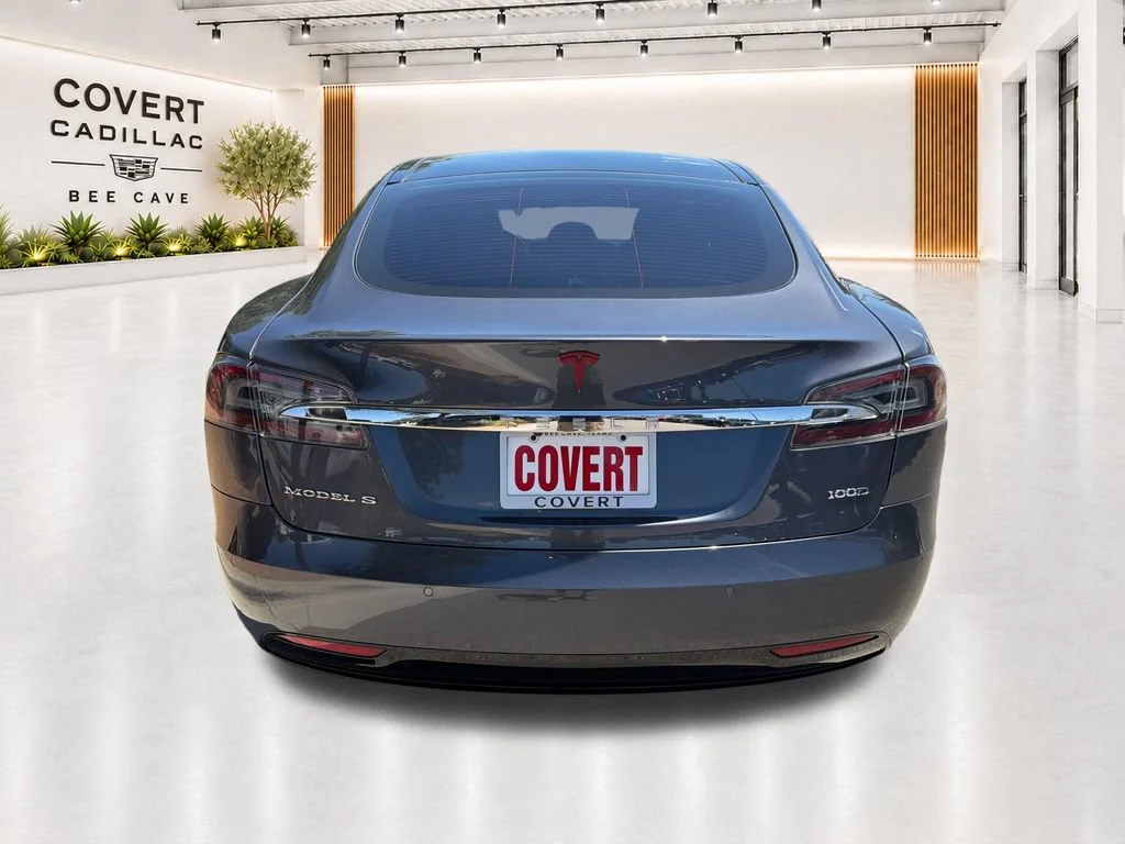 Used 2018  Tesla 75D image 11