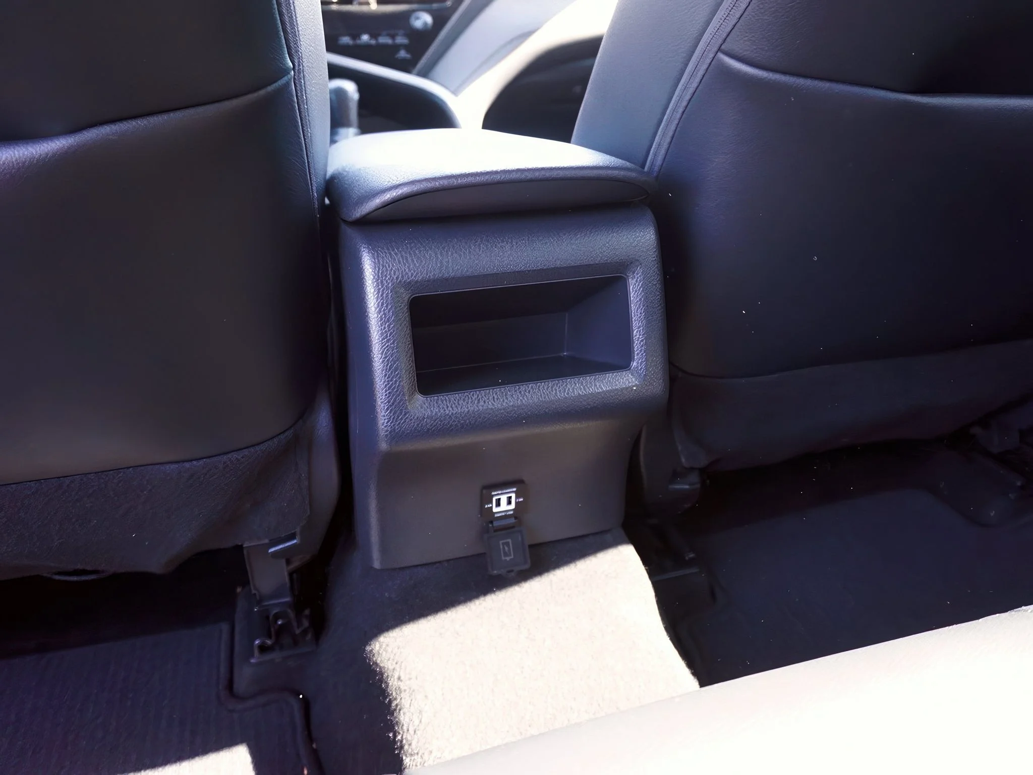 2021 Toyota Camry SE - Photo 31