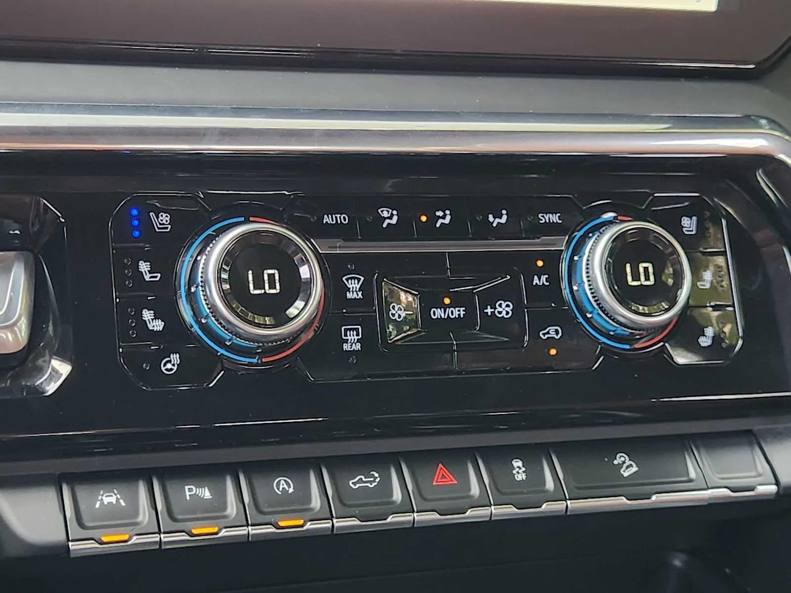 Used 2025 Sterling Metallic GMC Denali Ultimate image 16