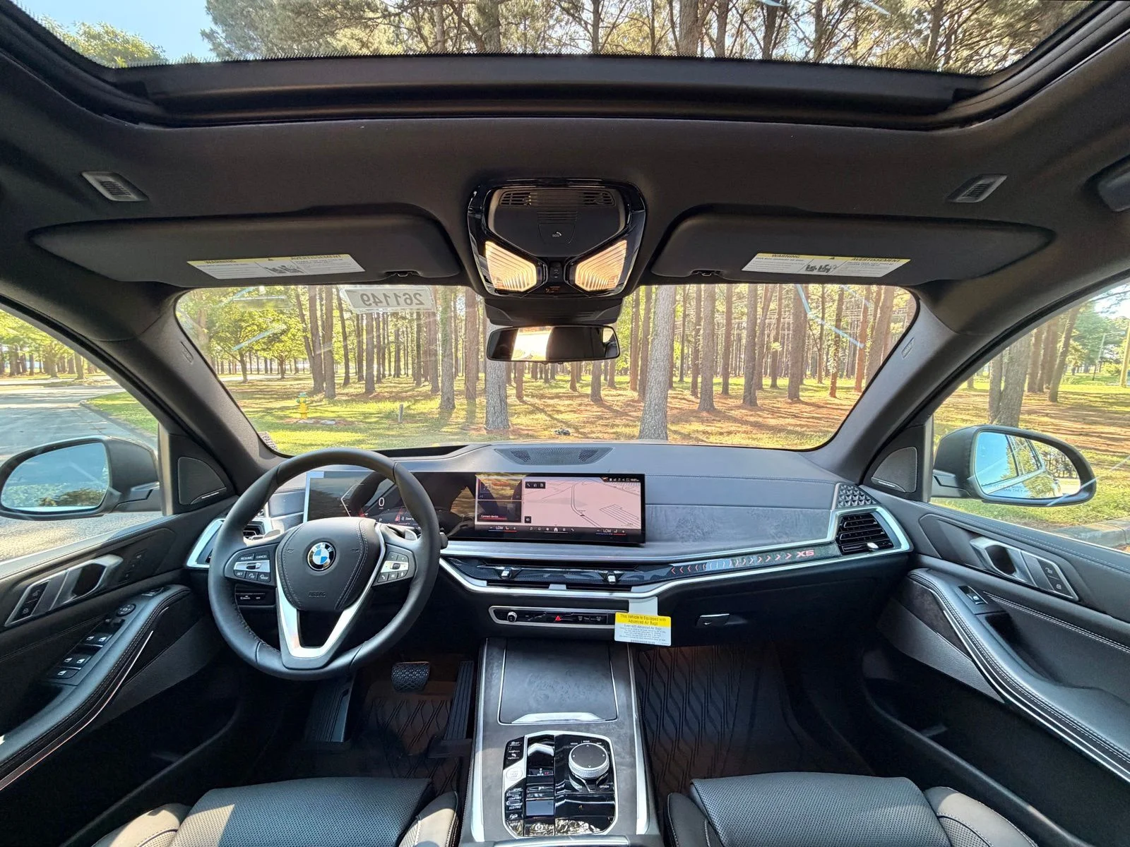 New 2026 Manhattan Green Metallic BMW xDrive40i image 2