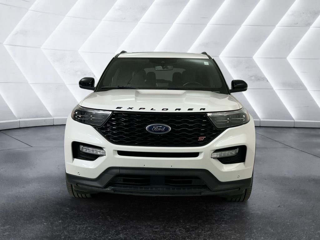 Used 2023 White Ford ST image 2