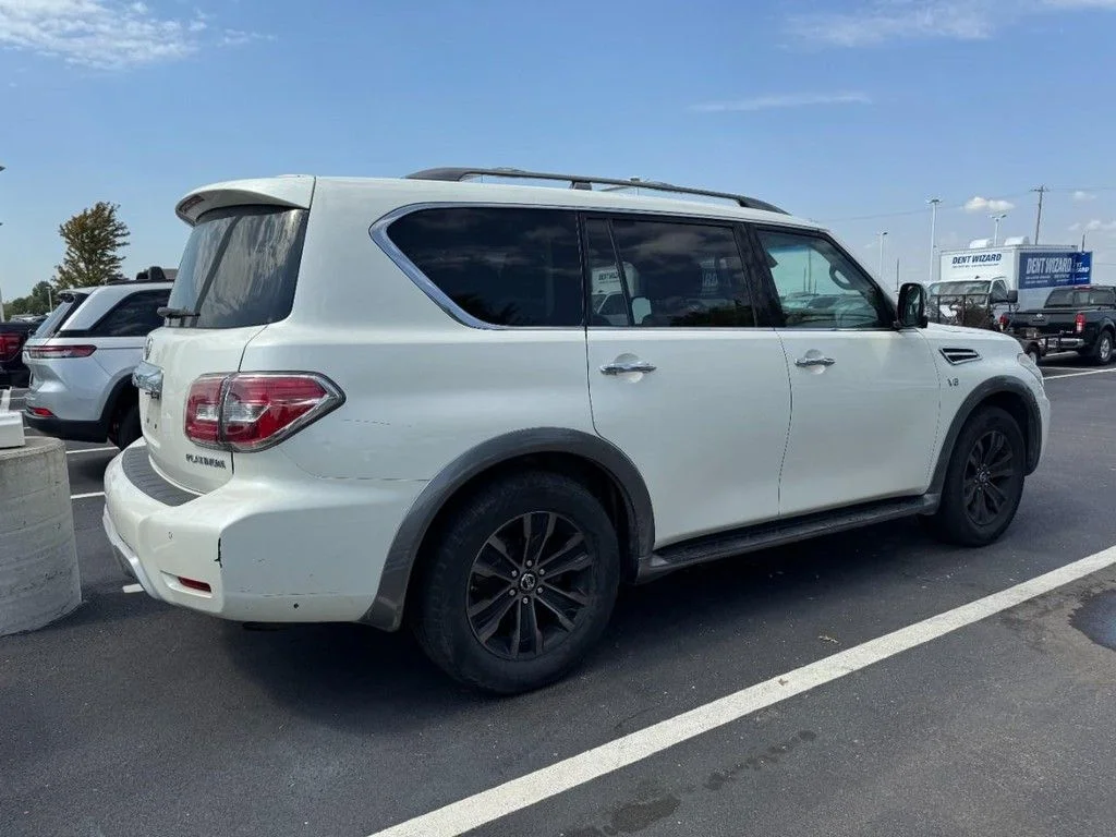 Used 2017 White Nissan Platinum image 3