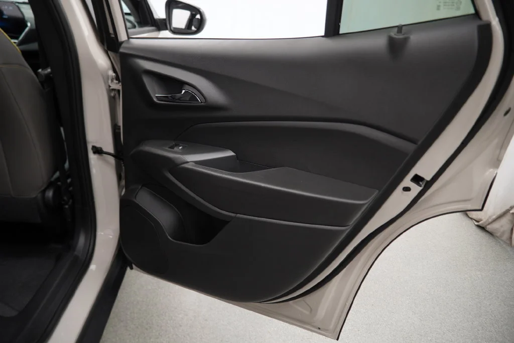 New 2026 White Sands Chevrolet ACTIV image 34