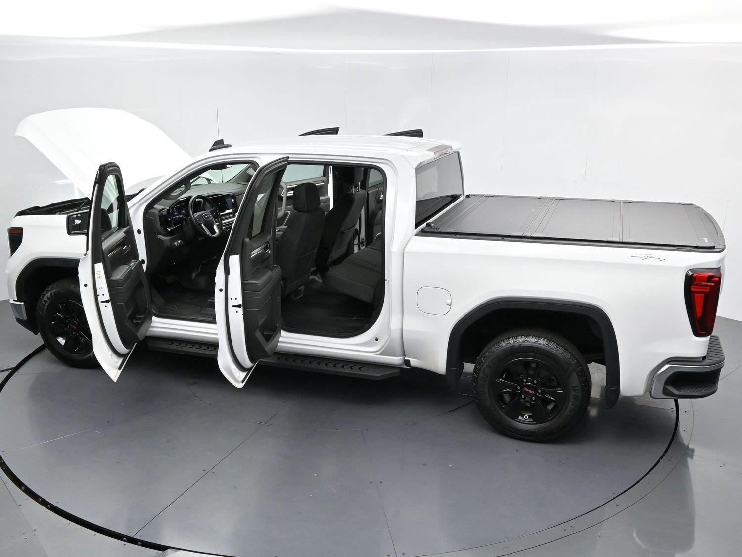 Used 2024 Summit White GMC SLE image 38
