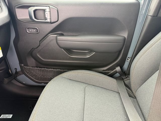 New 2026 Anvil Clearcoat Jeep Sport S image 17