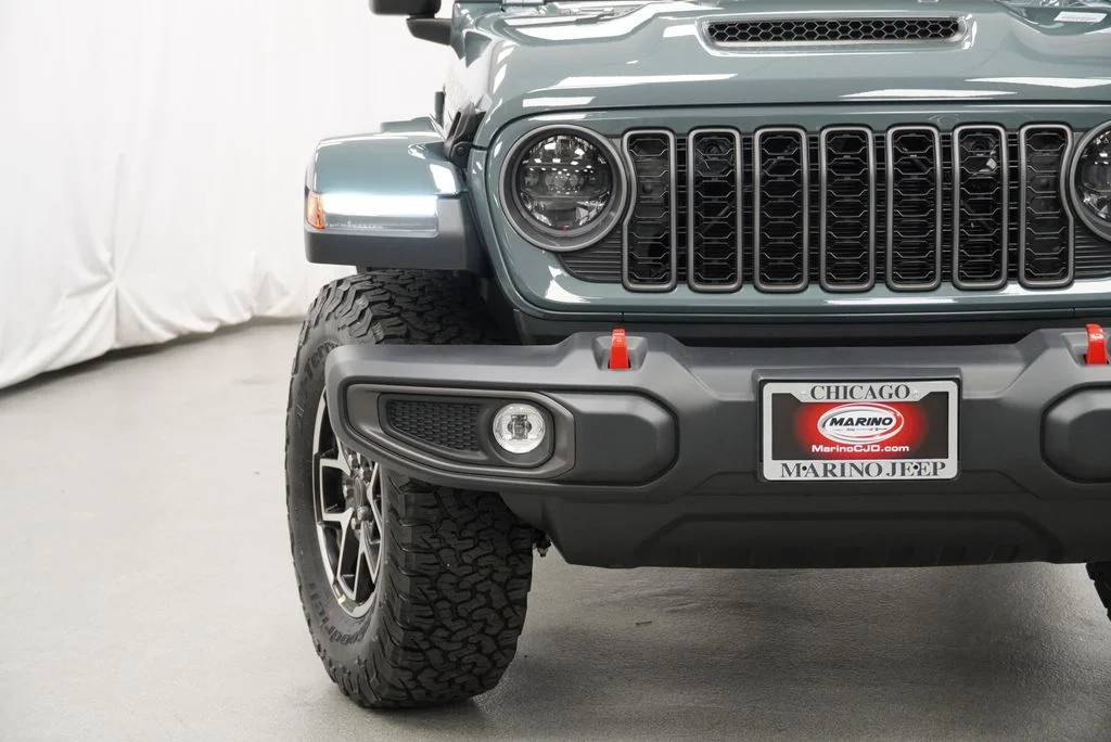 New 2026 Anvil Clear-Coat Exterior Paint Jeep Rubicon image 6