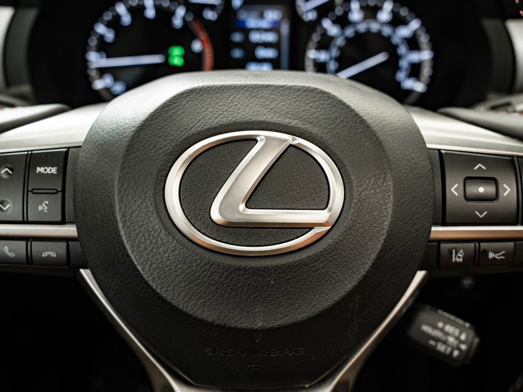 Used 2023 Atomic Silver Lexus 460 image 29