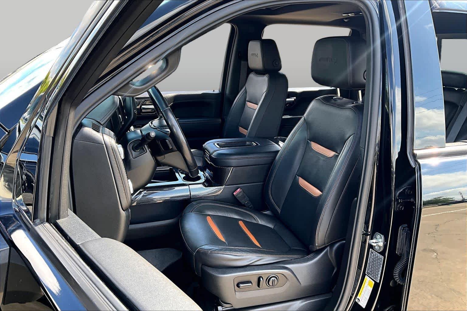 Used 2020 Onyx Black GMC AT4 image 8