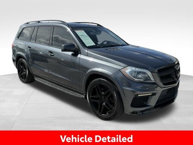 Used 2016 Gray Mercedes-Benz GL 550 image 2