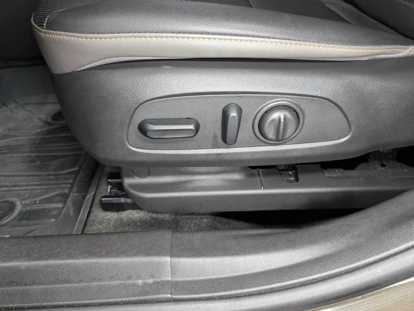 Used 2024 Harvest Bronze Metallic Chevrolet ACTIV image 37