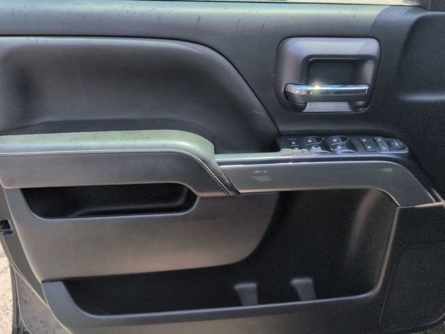Used 2019 BLACK Chevrolet LT image 22