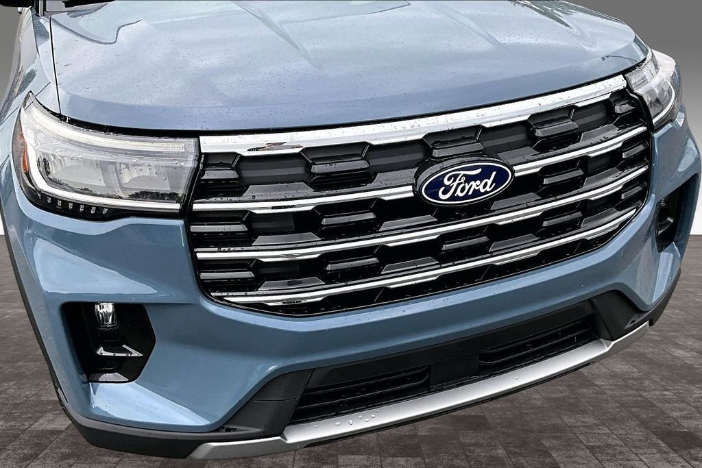 New 2027 Vapor Blue Metallic Ford Active image 33