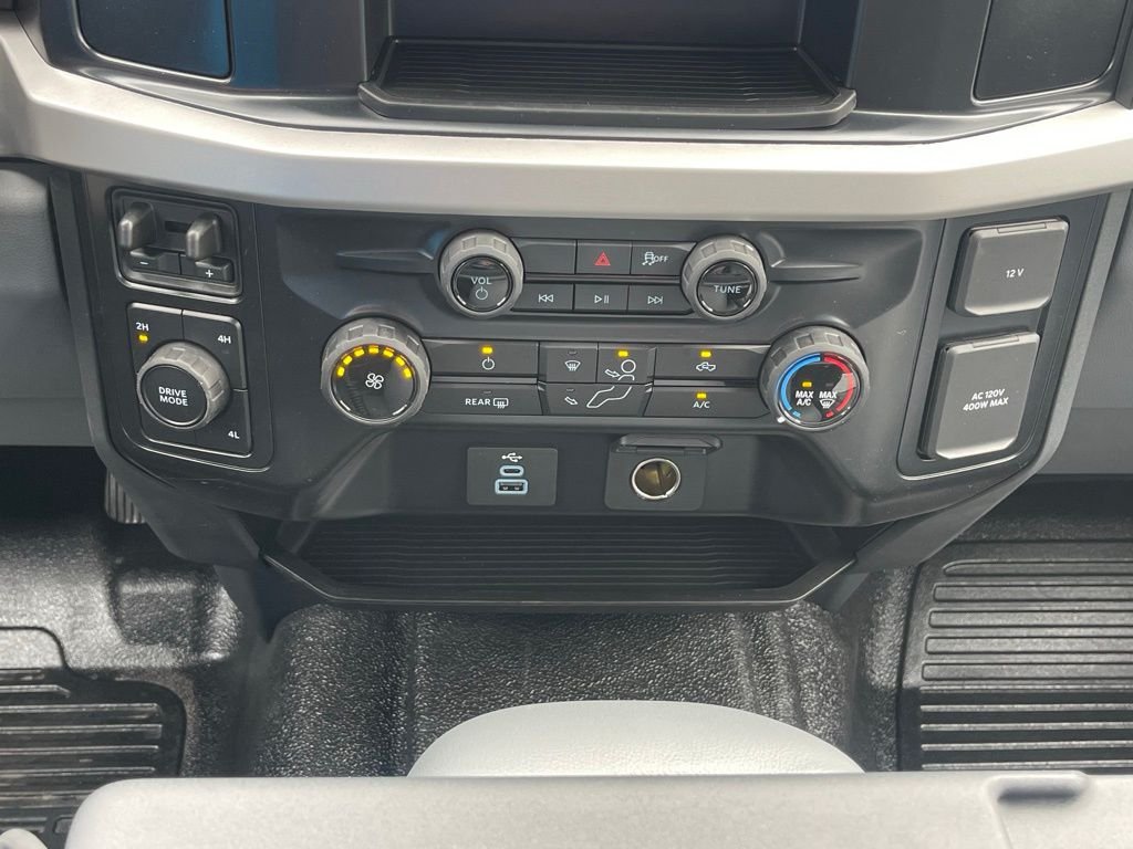 New 2026 Oxford White Ford F-350® XL image 36