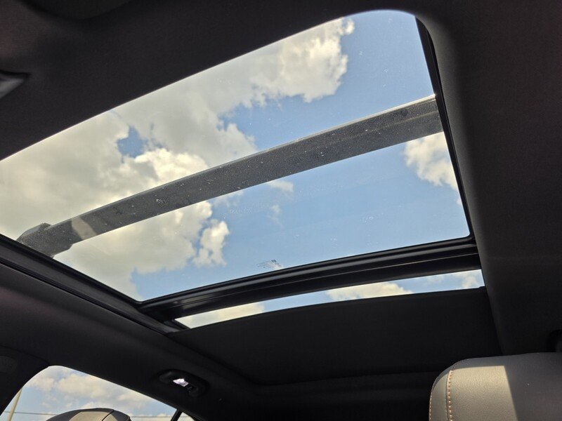 Used 2020 Shadow CADILLAC FWD 4DR SPORT image 22