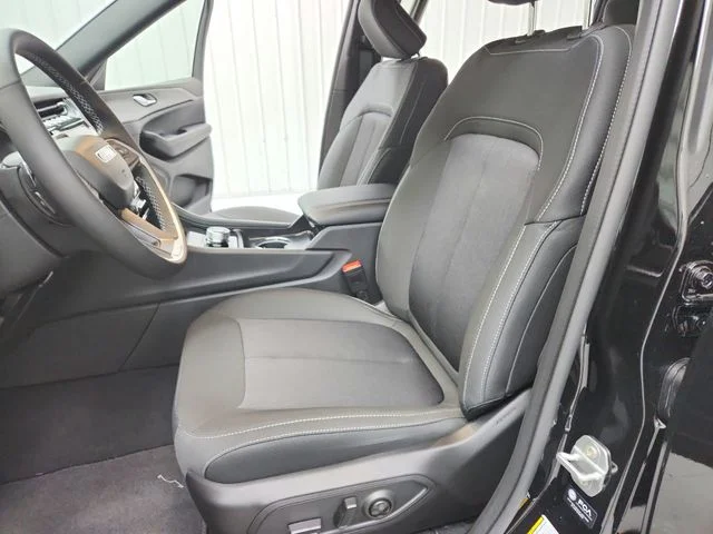 New 2026 Diamond Black Crystal Pearl-Coat Exterior Paint Jeep Laredo image 19