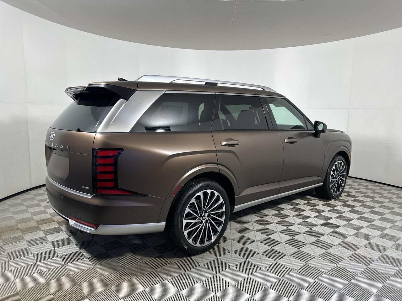 New 2026 Earthy Brass Matte Hyundai Calligraphy image 7
