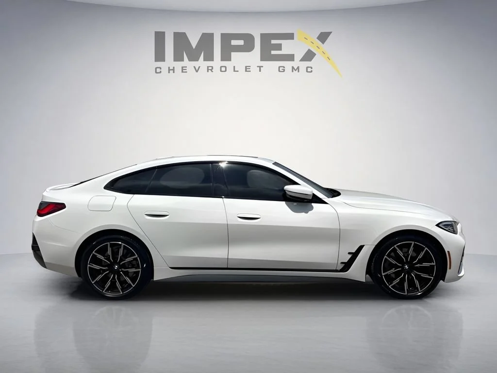 Used 2023  BMW 430i image 6