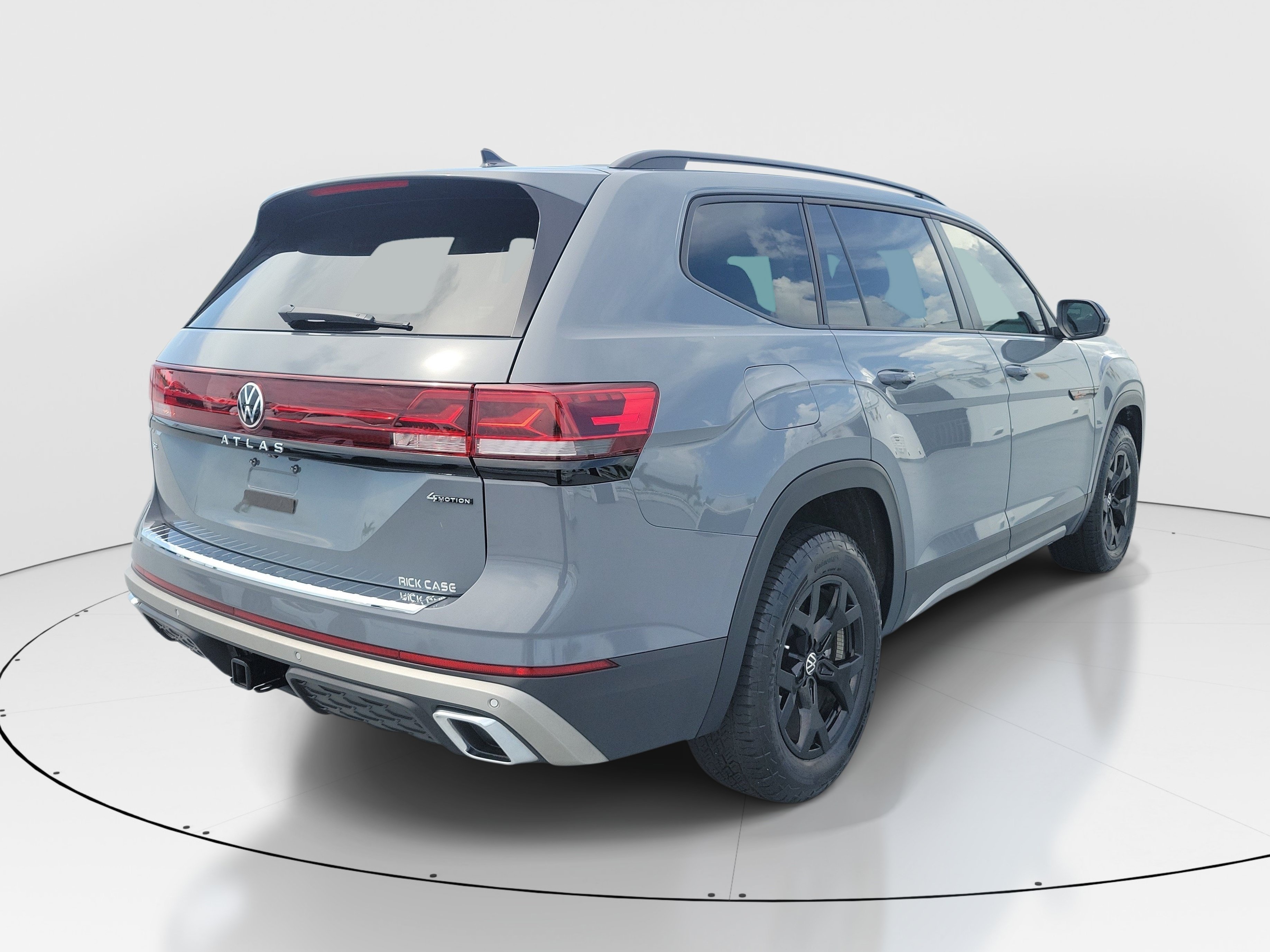 Used 2026 Gray Volkswagen 2.0T Peak Edition image 6